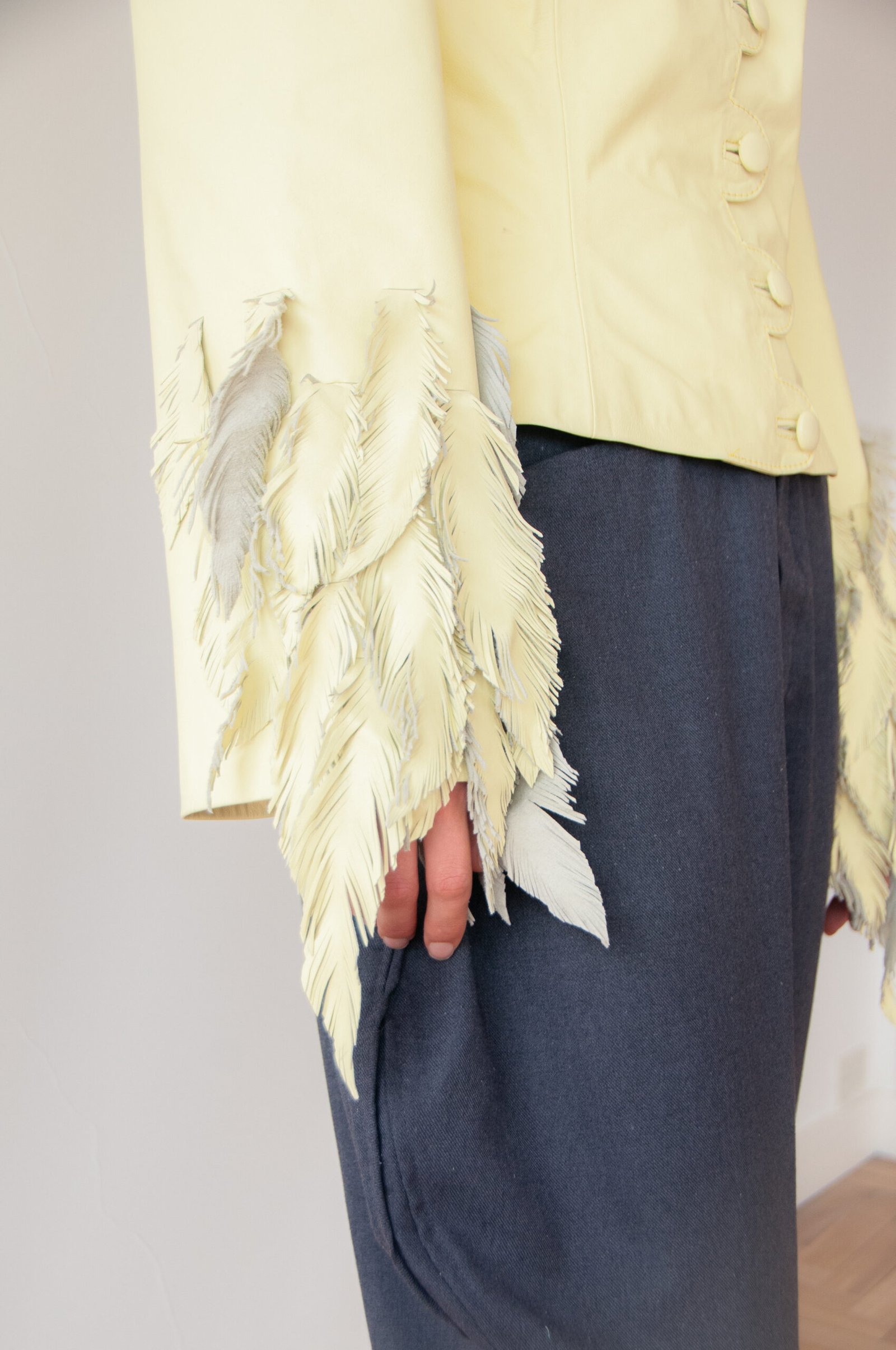 campera pájaro en mano - Imagen 4
